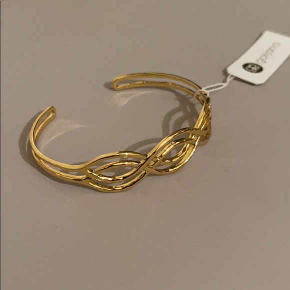 ✨NWT-~Gorjana 18k Gold Plated Mesa Cuff bracelet - Picture 3 of 8